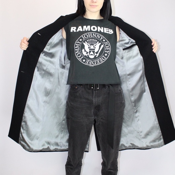 Minimalist black 100% wool j.crew coat - Picture 3 of 4